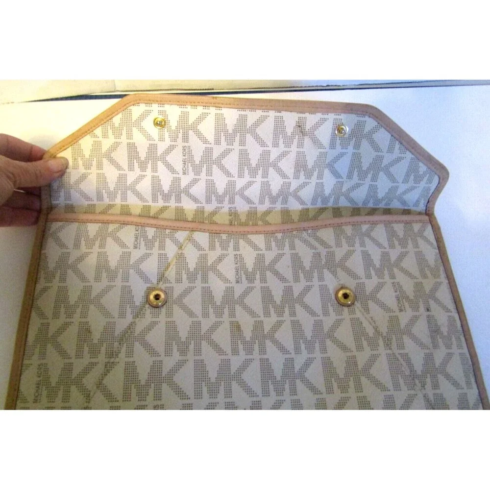 Michael Kors Ipad Case Monogram MK Signature Large Envelope Clutch Purse Logo